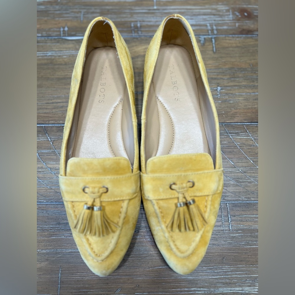 Talbots Yellow Sued 7.5 Shoe